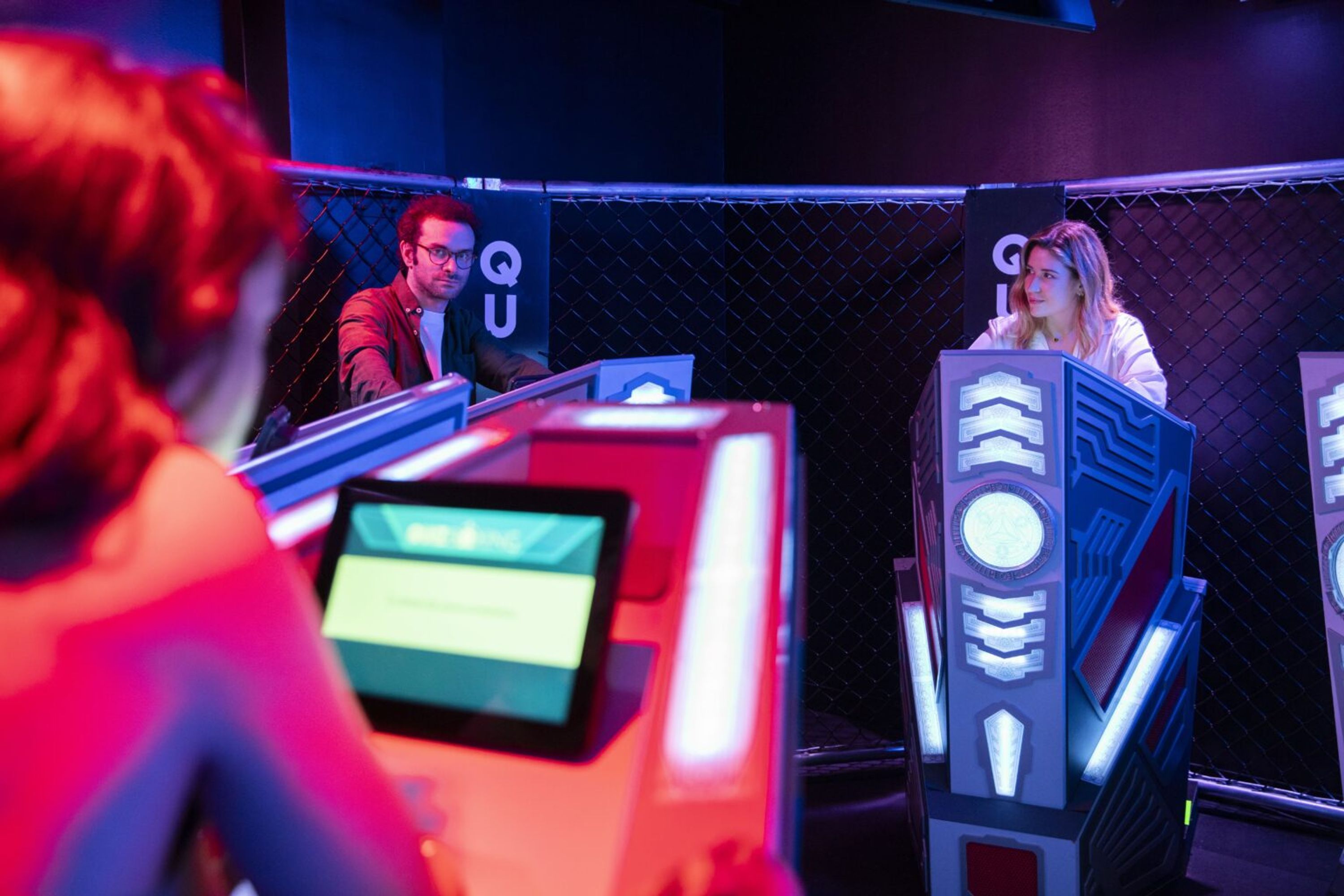 Bowling - Laser Games - Réalité Virtuelle - Quiz Box - Karaoké Box - Blind Test - Billard | Games Factory Beaune