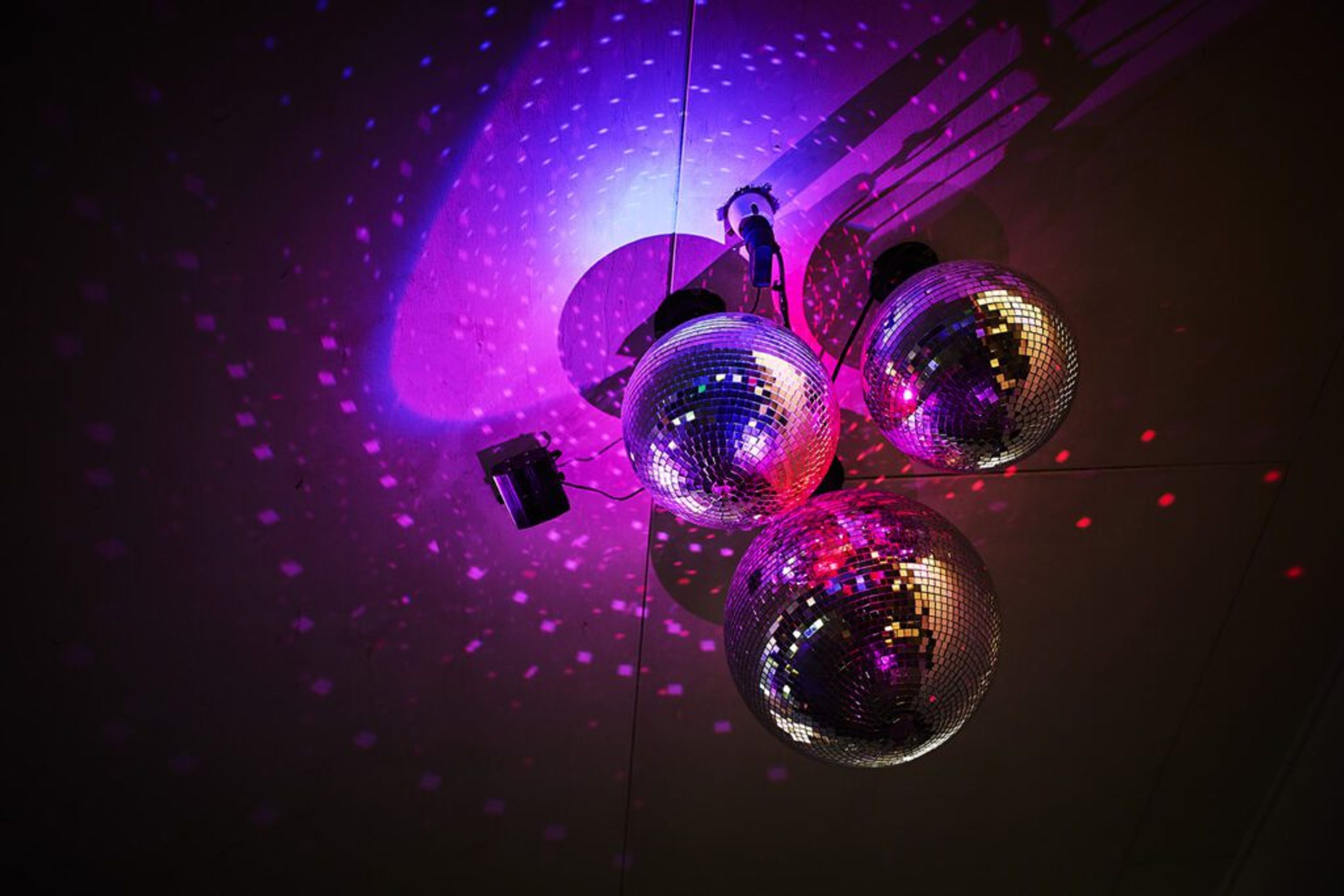 Bobbi’s Pole Studio Classes