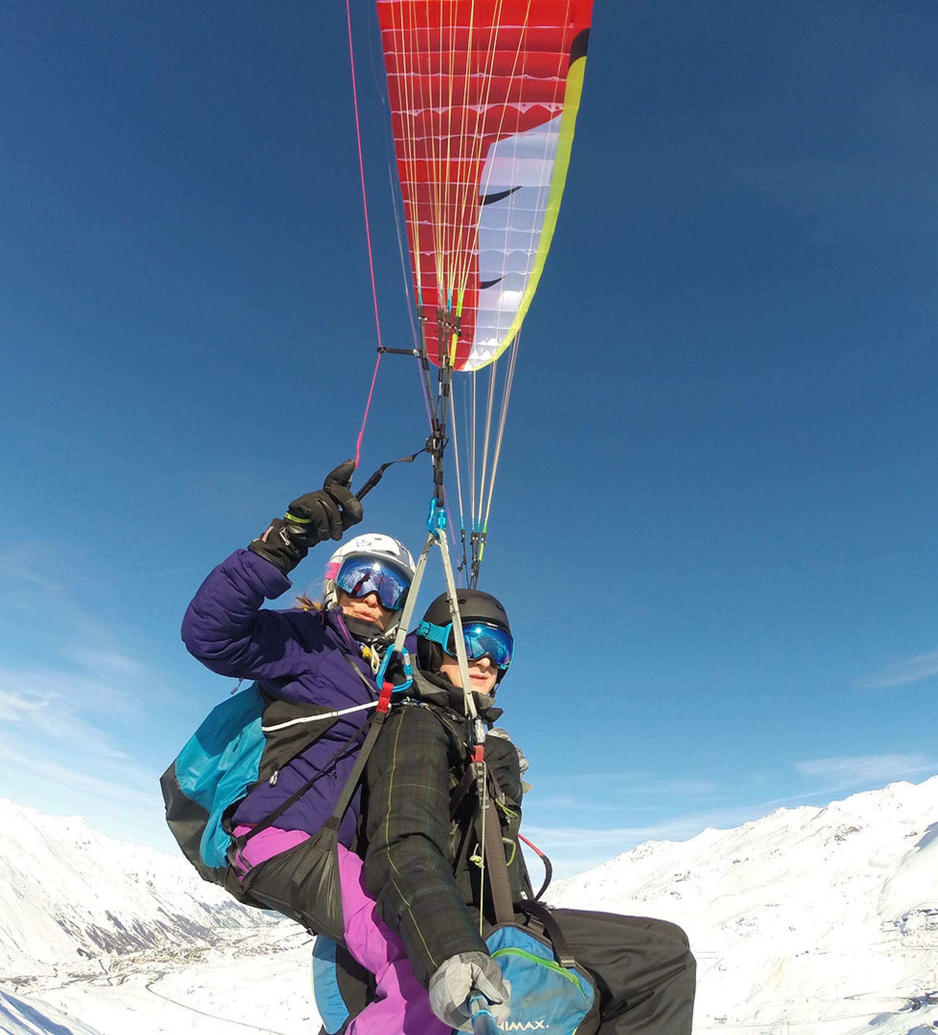 Fly and slide - Parapente Val Thorens et les Ménuires - Snake gliss - Yoga