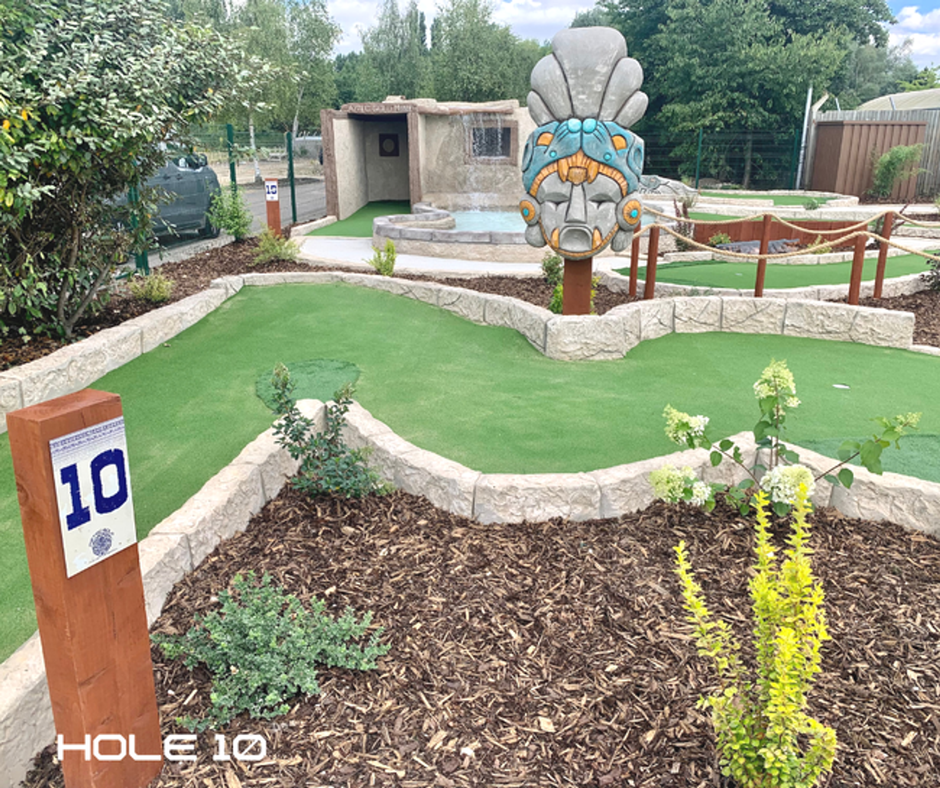 Aztec Adventure Golf
