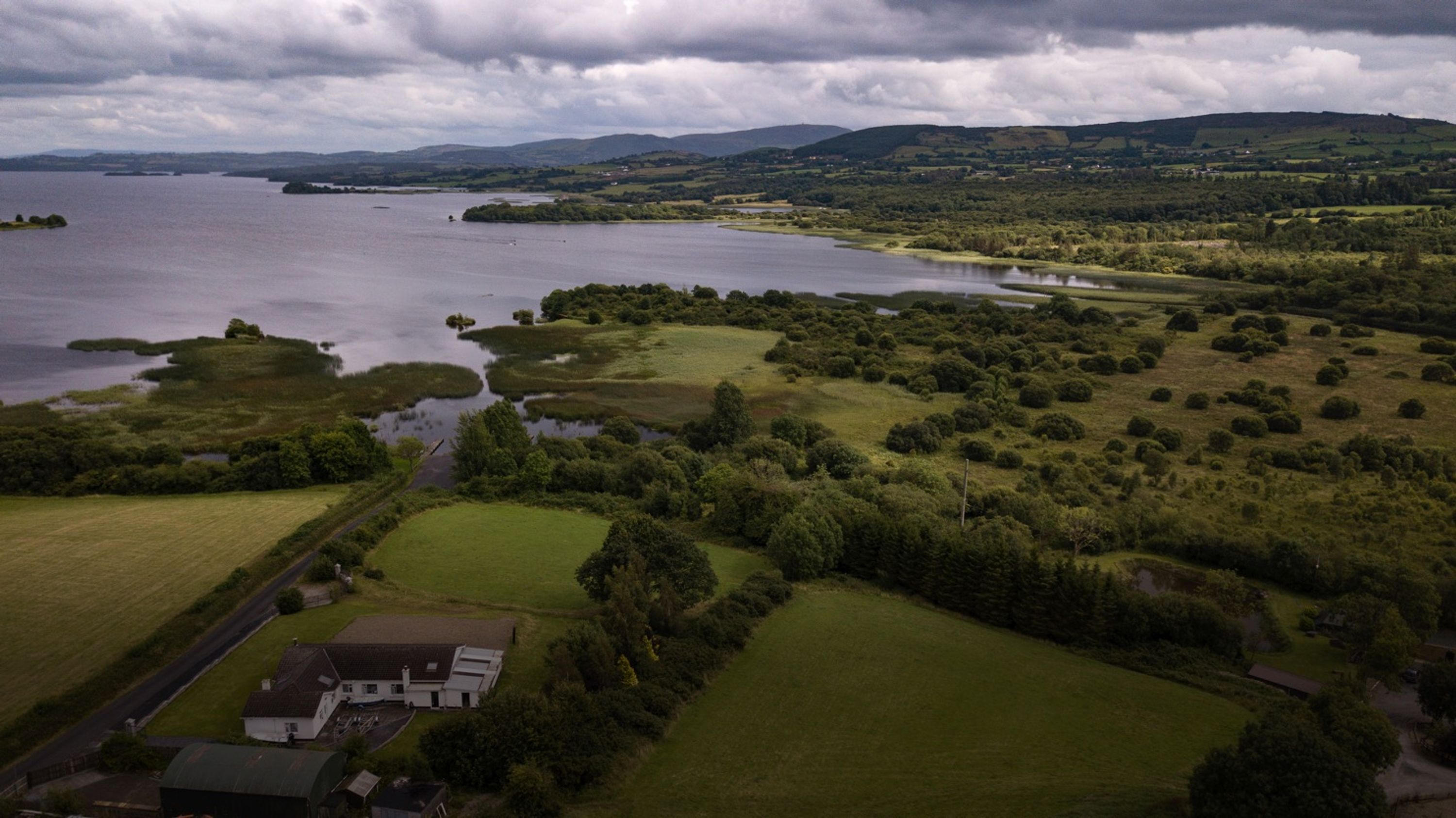 BlackBay Fishing Lodge