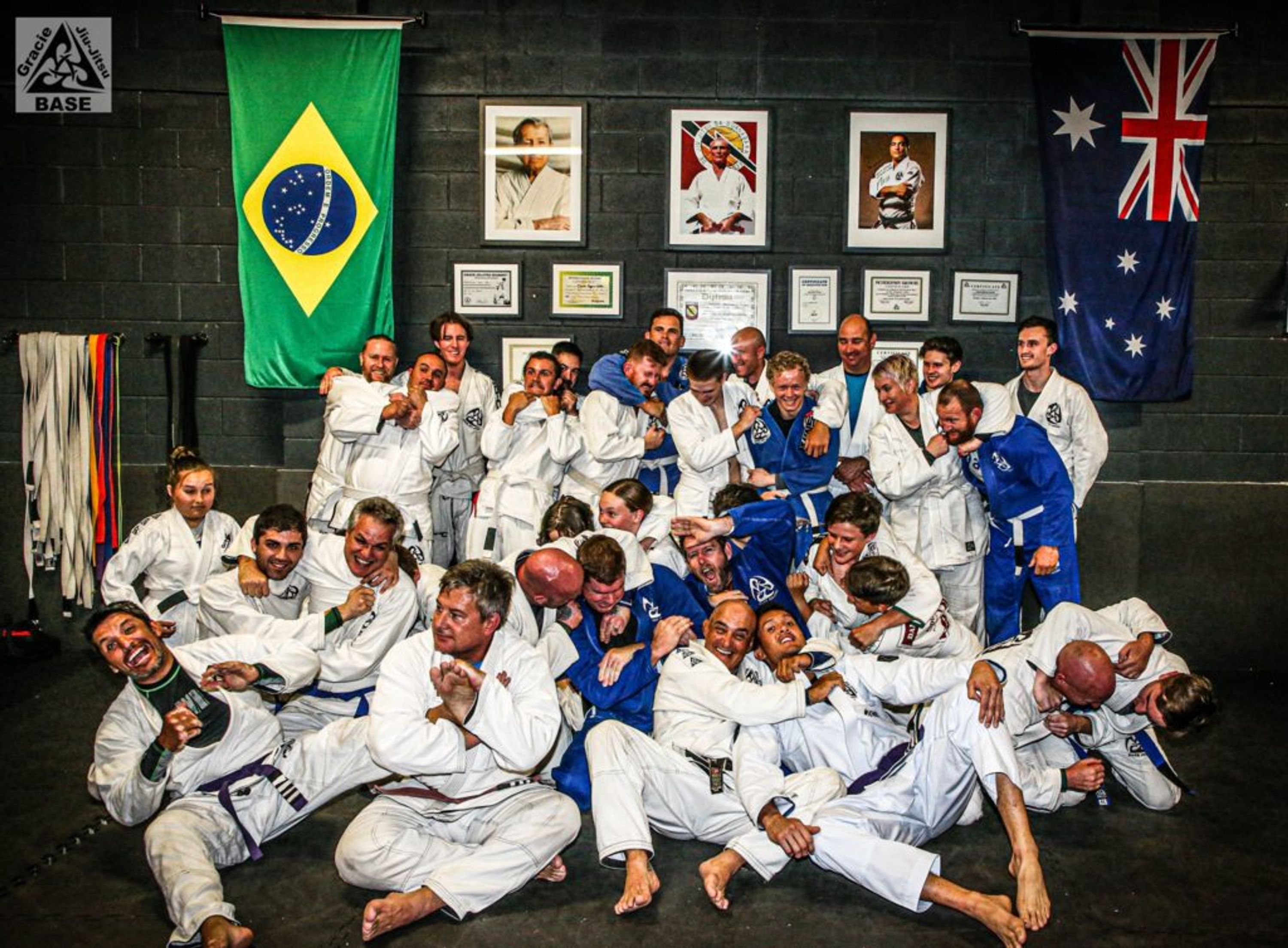 Base Jiu-Jitsu