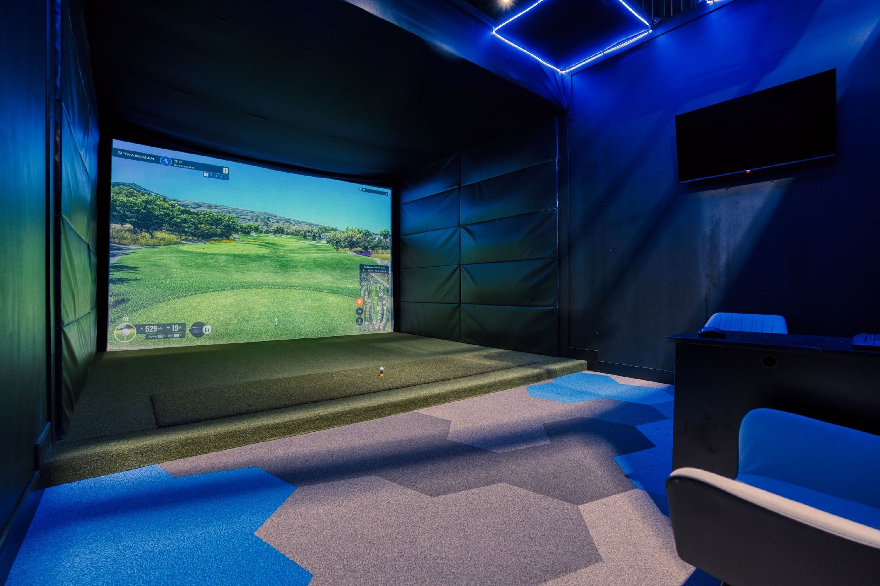 Swing Zone Hamilton - All Private Golf Simulator