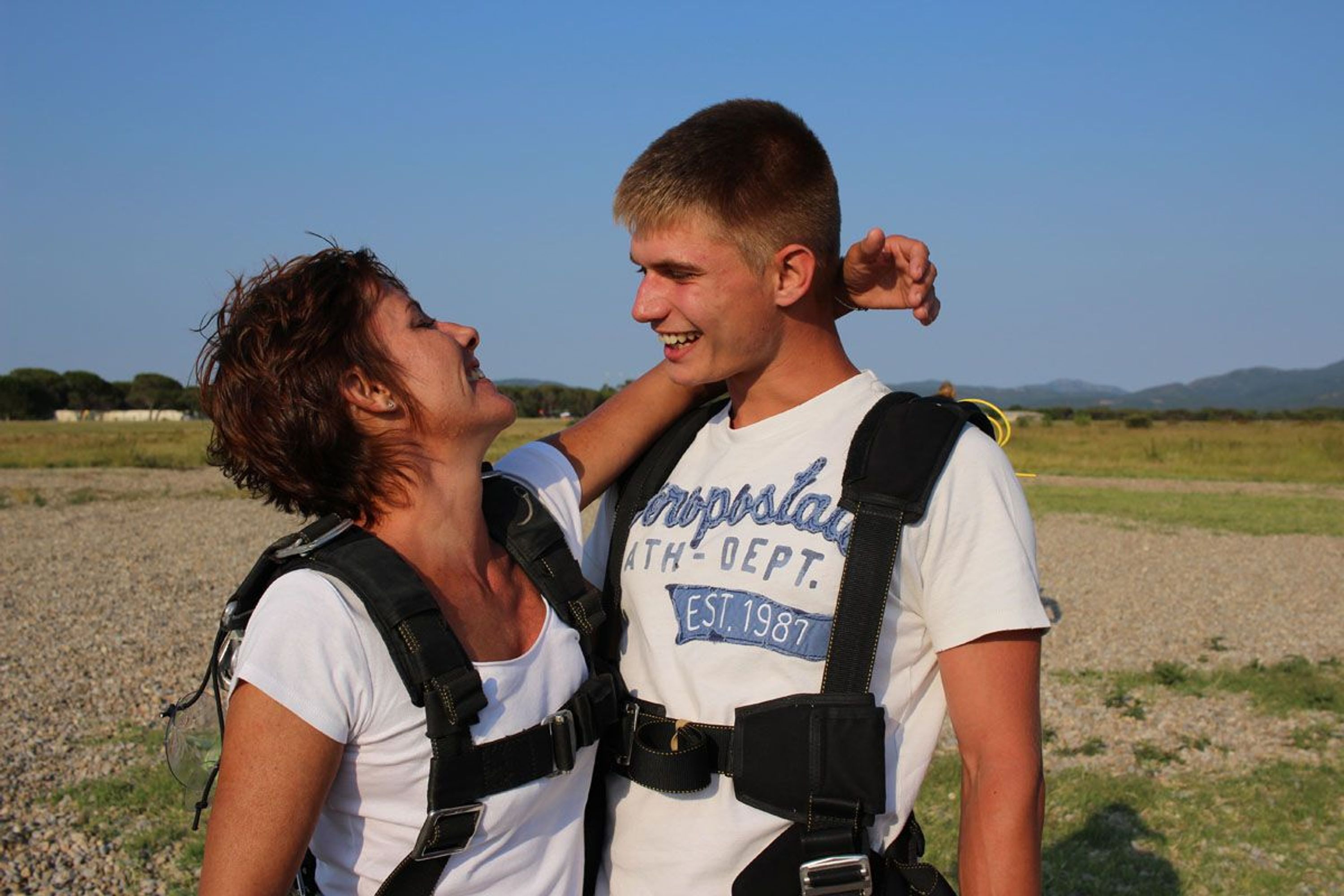 Atlas Parachutisme Aix Domaine Grand St Jean