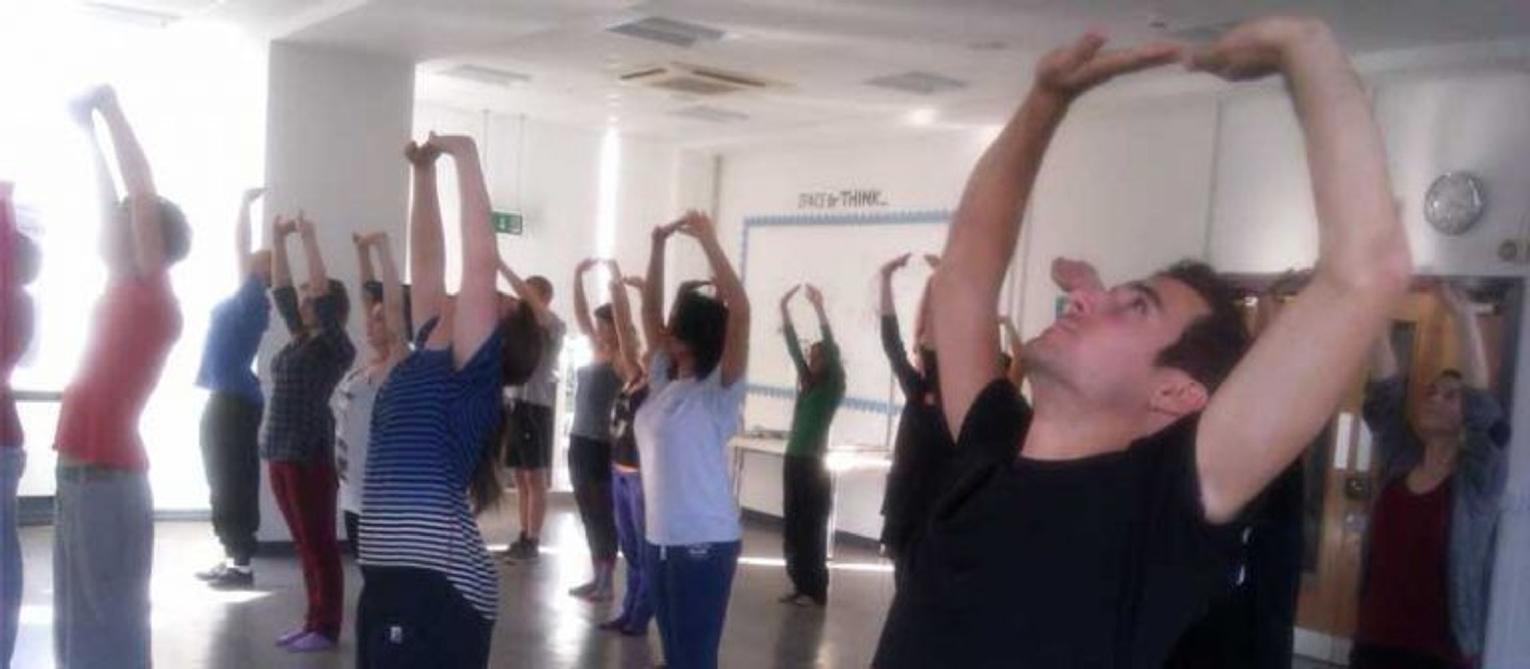 Tai Chi Classes - Lishi Stirling - with Taoist Yoga, Meditation and YANG Arts