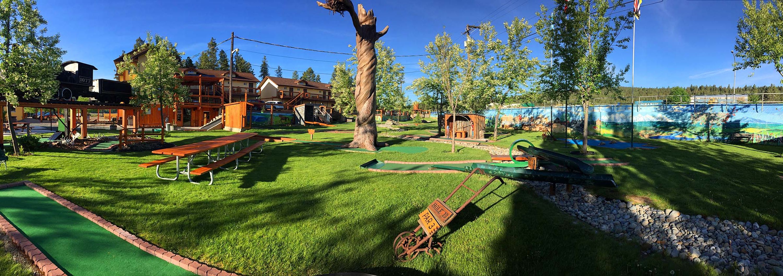 Elizabeth Lake Lodge