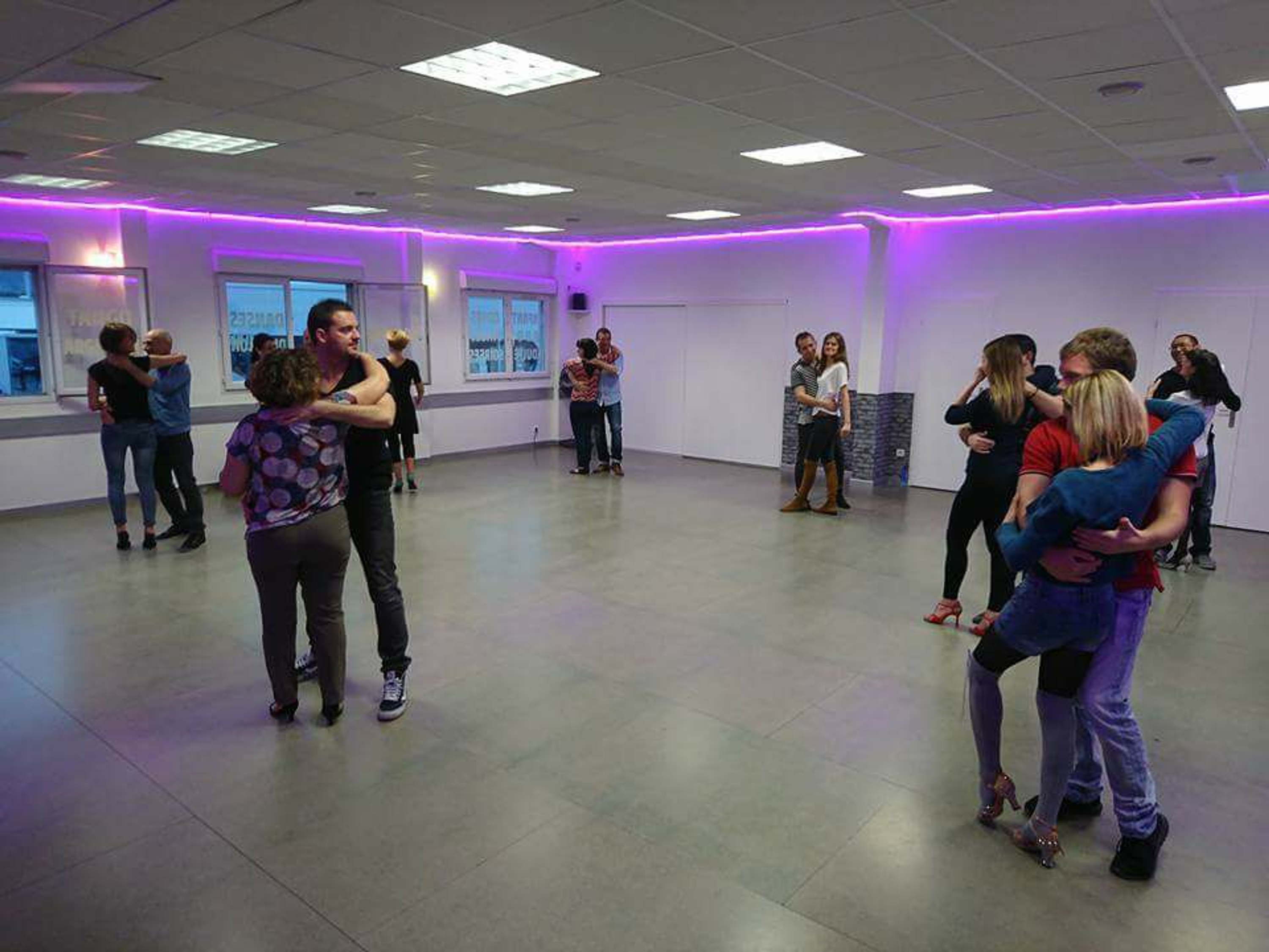 Connect'in Dance : Dance School Annecy / Screen Gevrier / Meythet