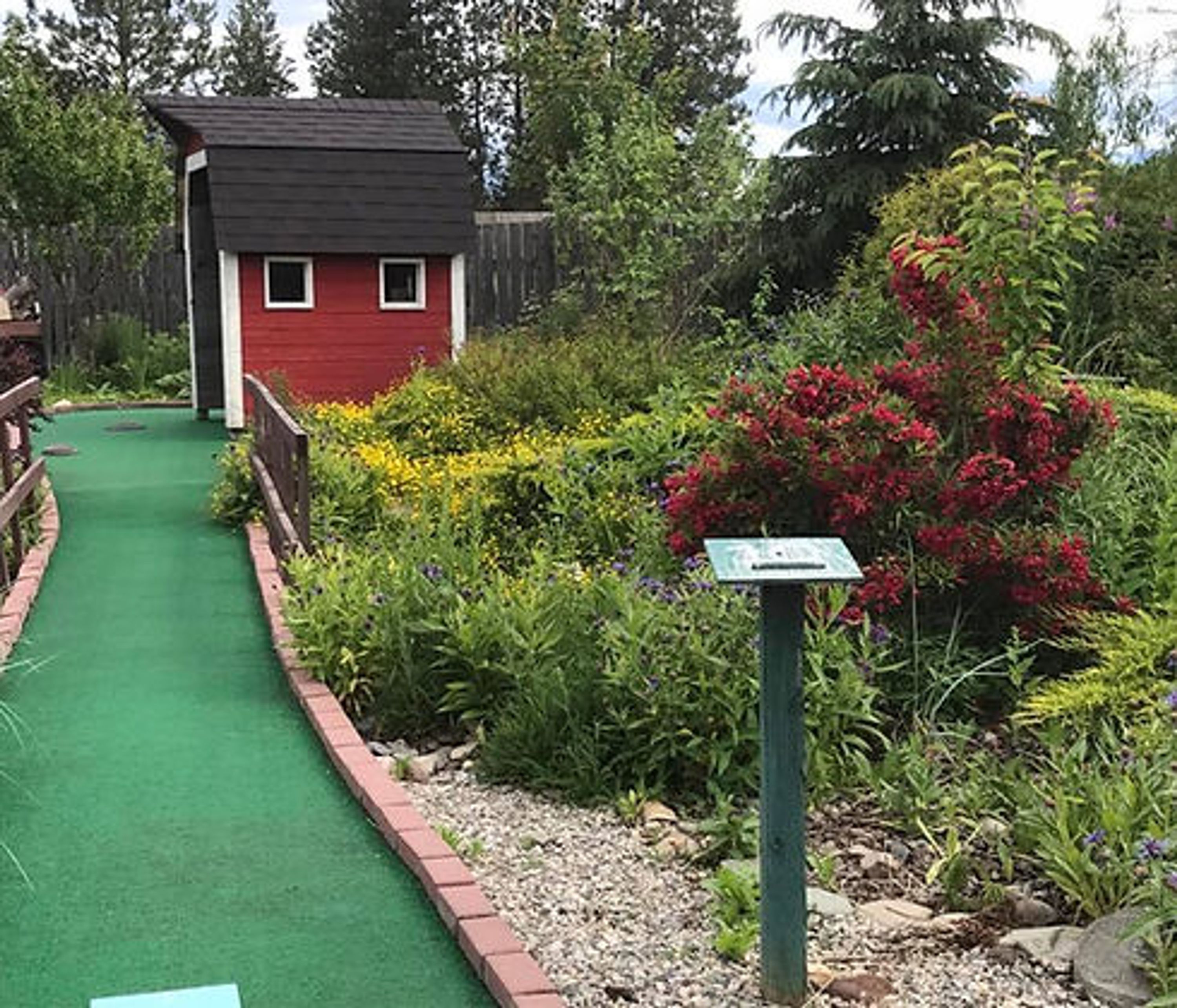 Creston Mini Golf