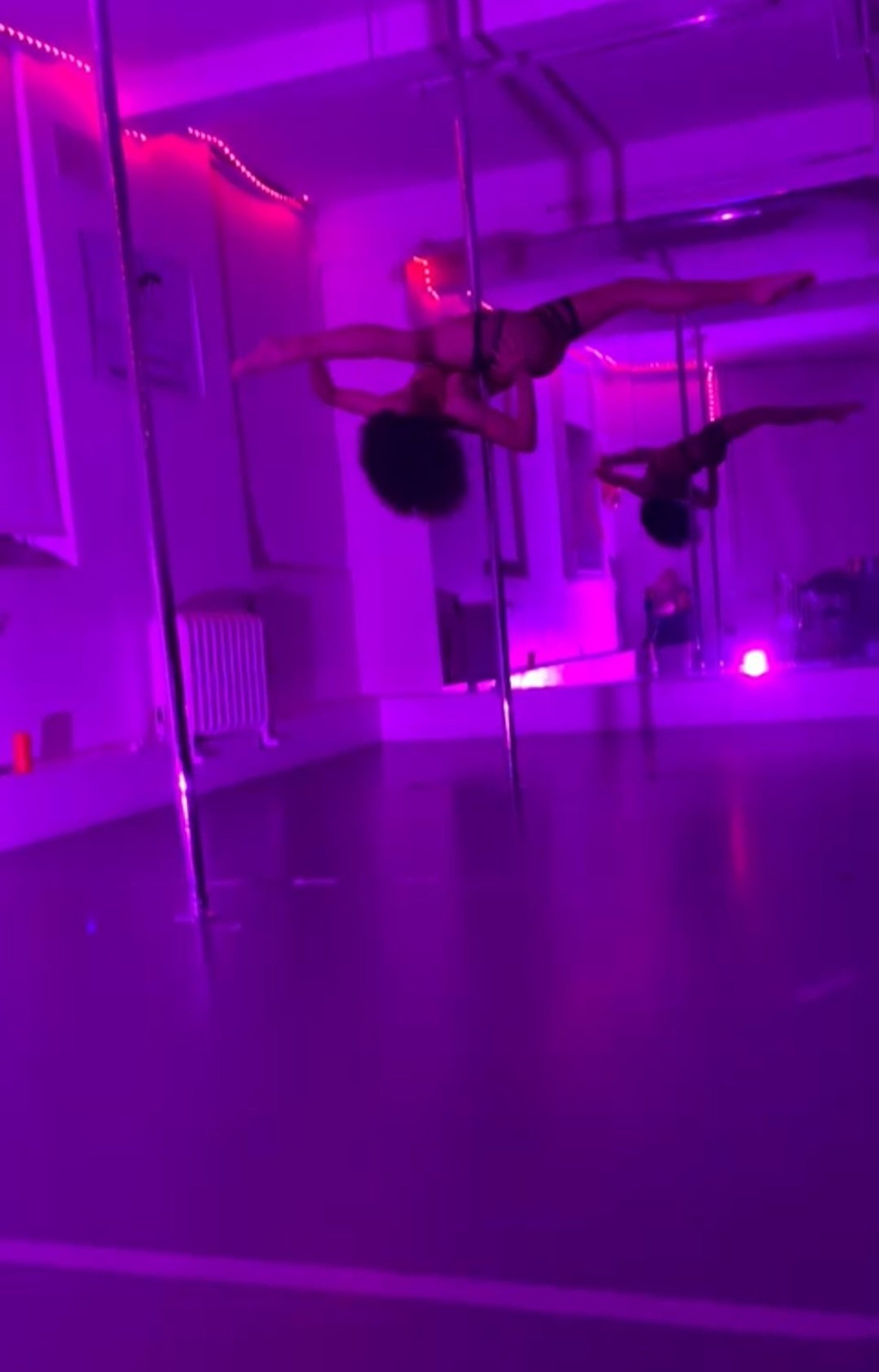 Diva Flow Pole