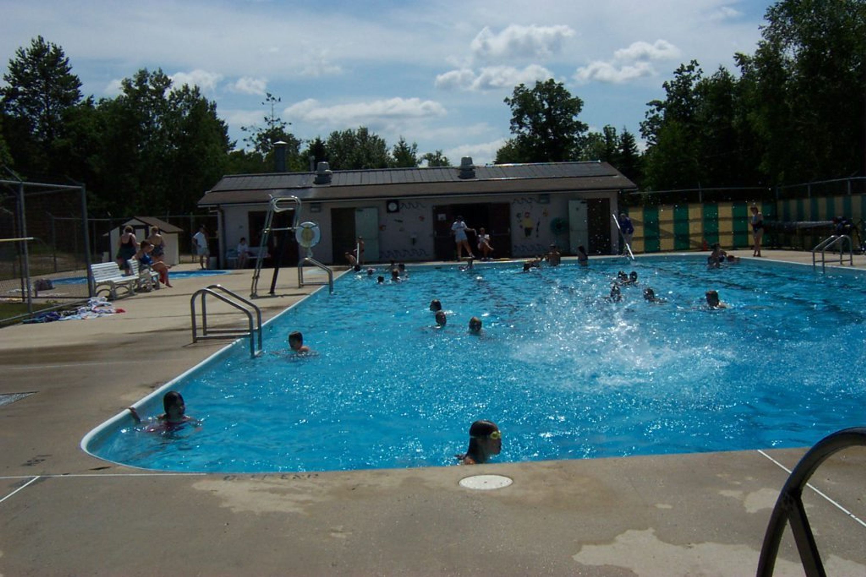 Pinawa Pool Programs and Swim For Life