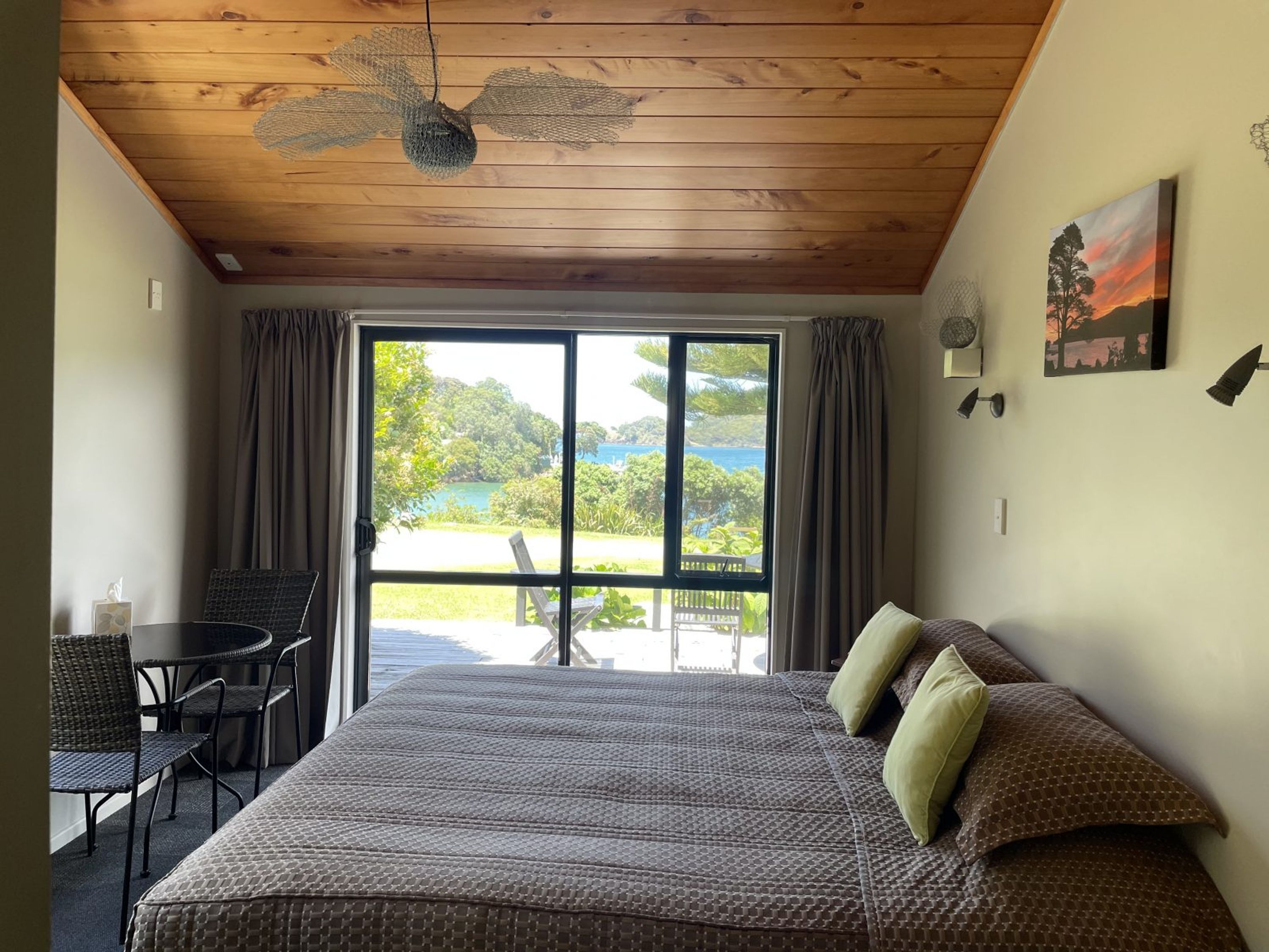 Great Barrier Lodge