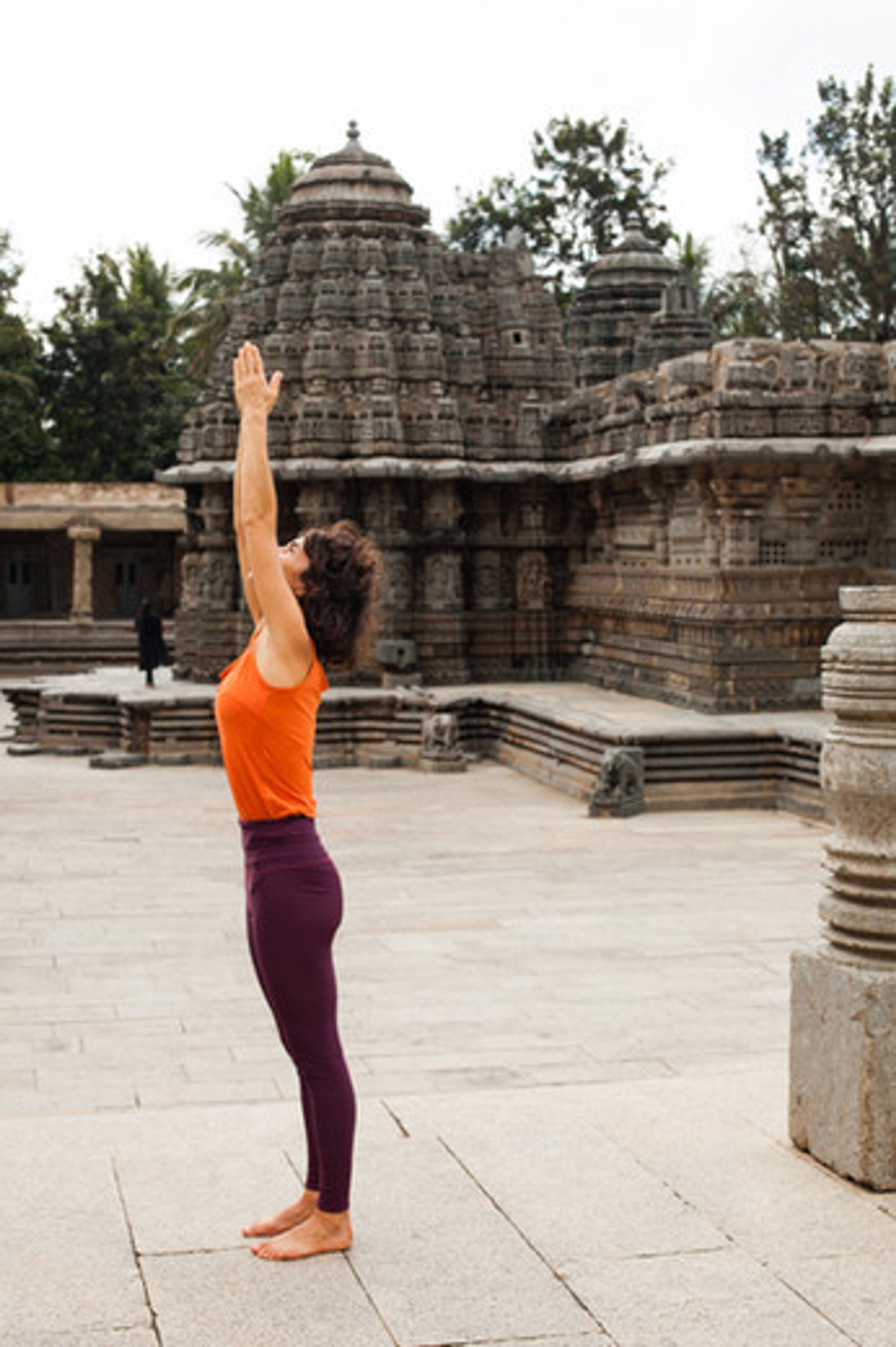 Lydie Turon, Professeur Ashtanga Yoga, Practitioner Massage Ayurvédiques.