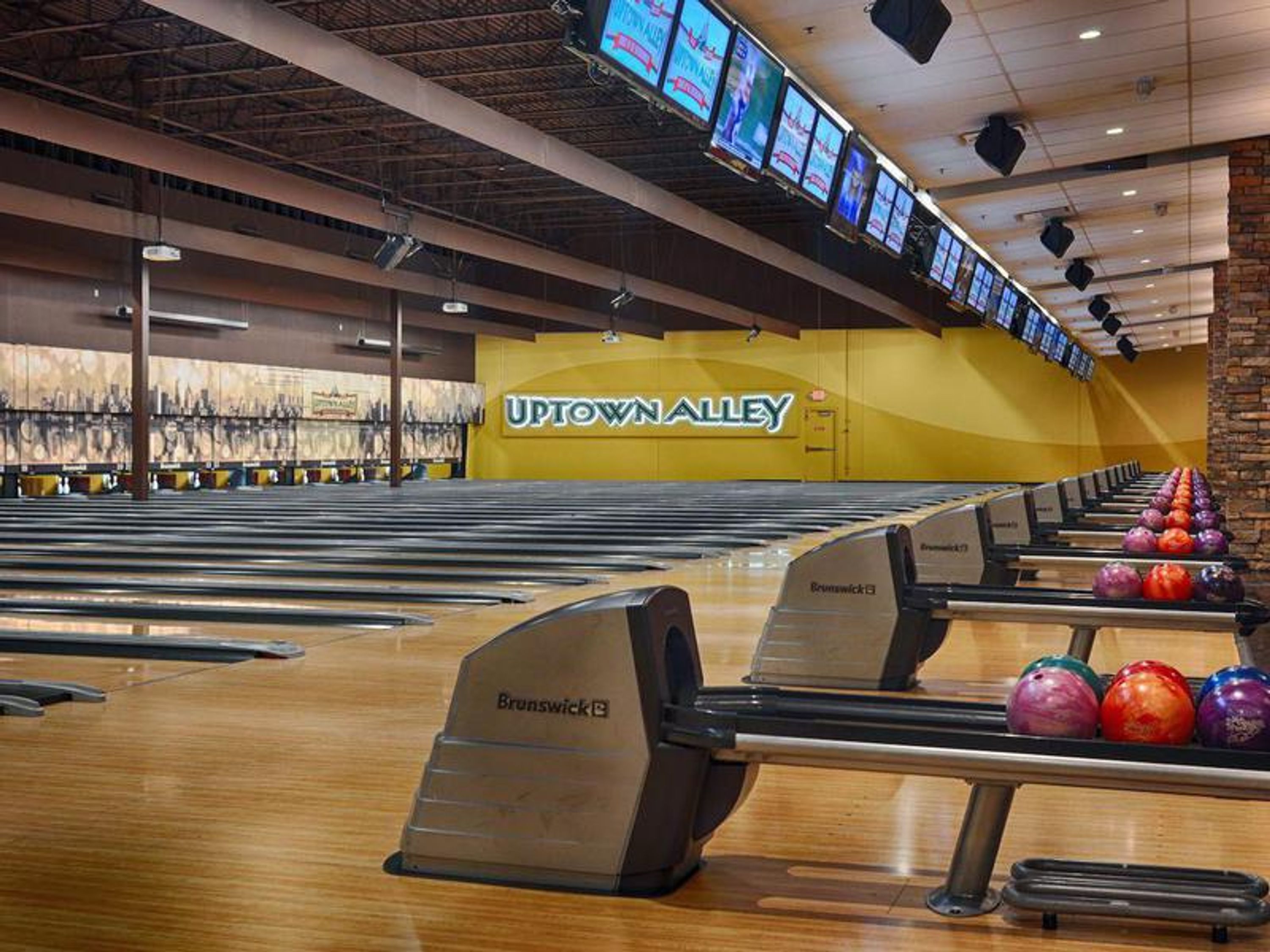 SVM Bowling & Gaming