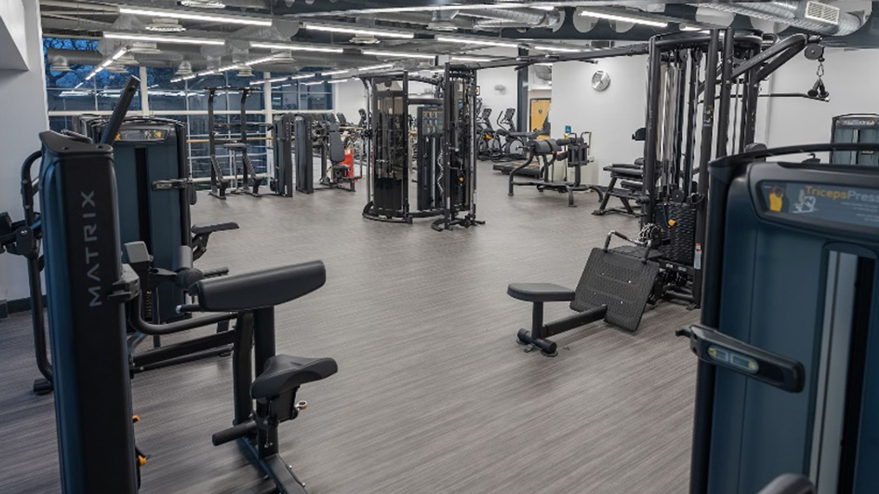 Active Leicester - New Parks Leisure Centre