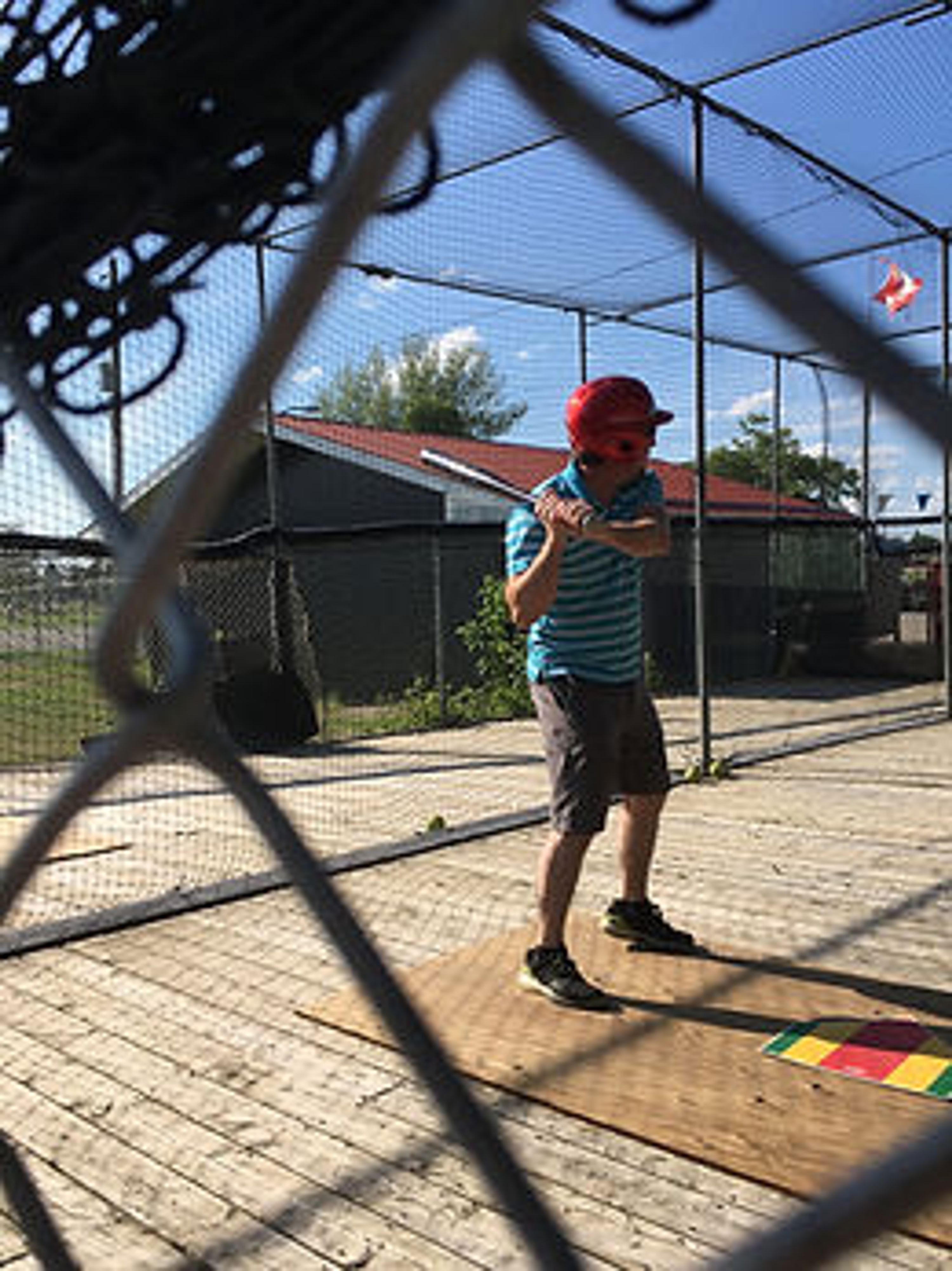Mini Putt Batting Cage