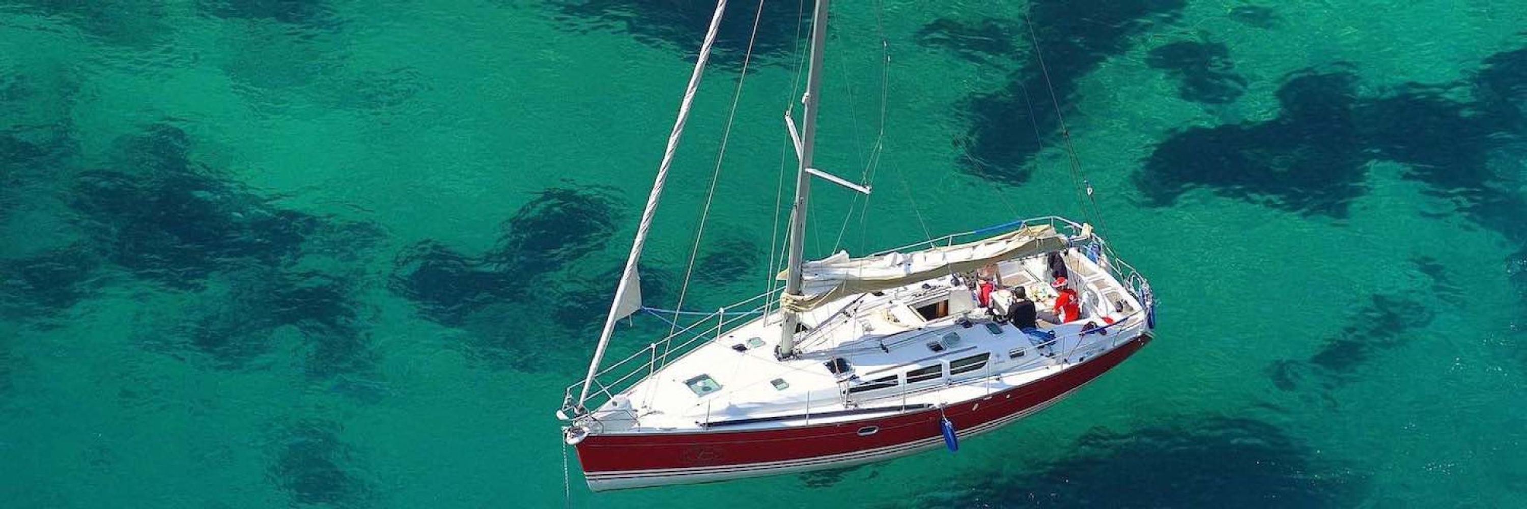 Stage de voile Perfectionnement sur catamaran Lagoon