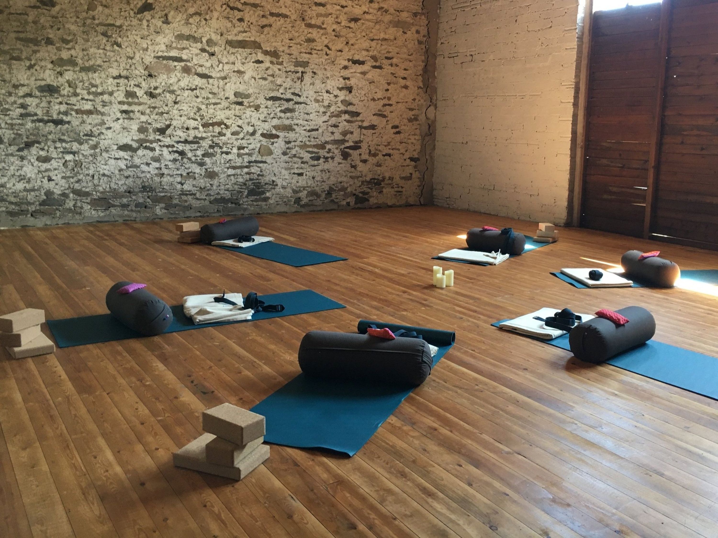 Tarn Green Yoga