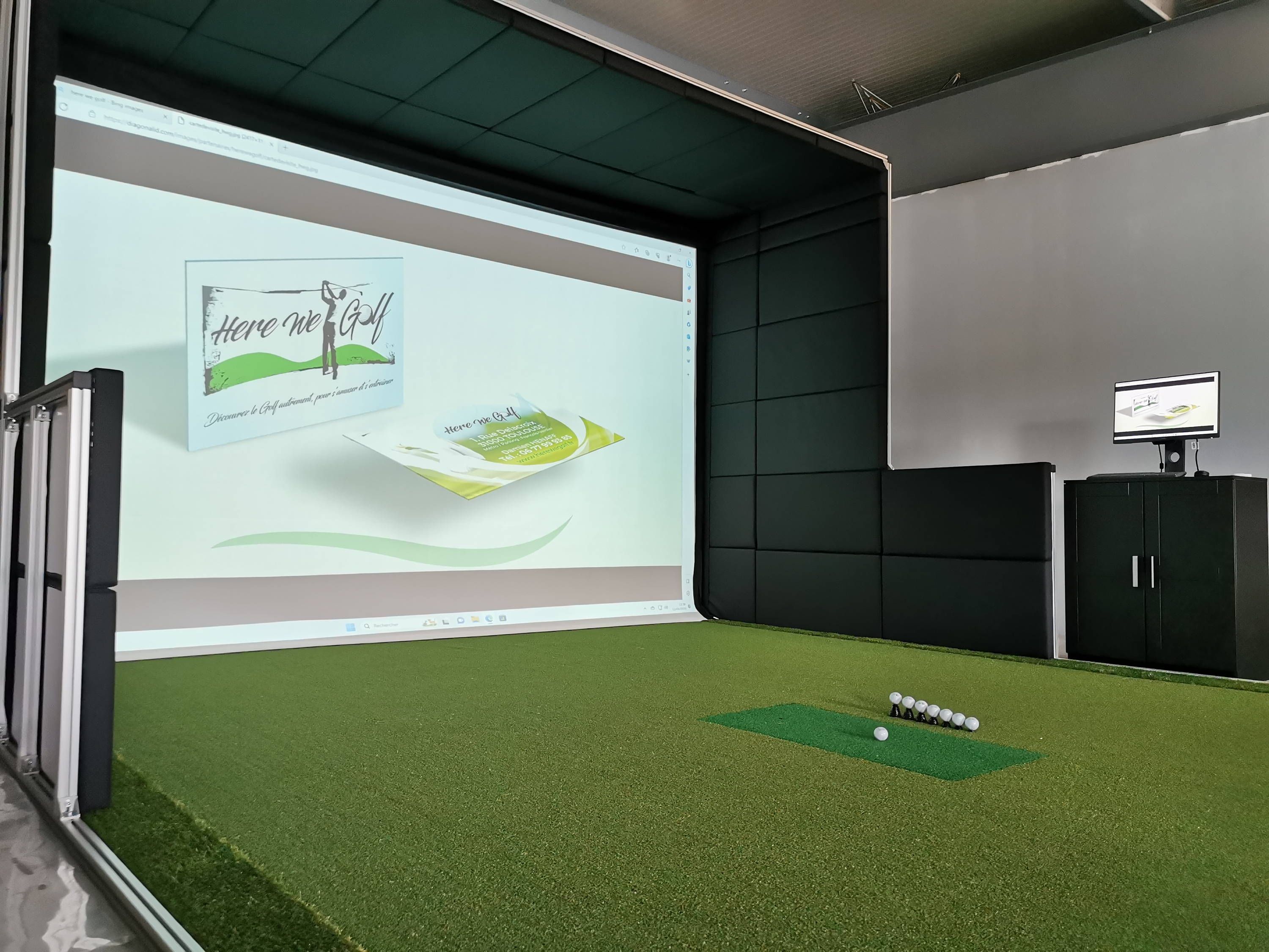 Here We Golf