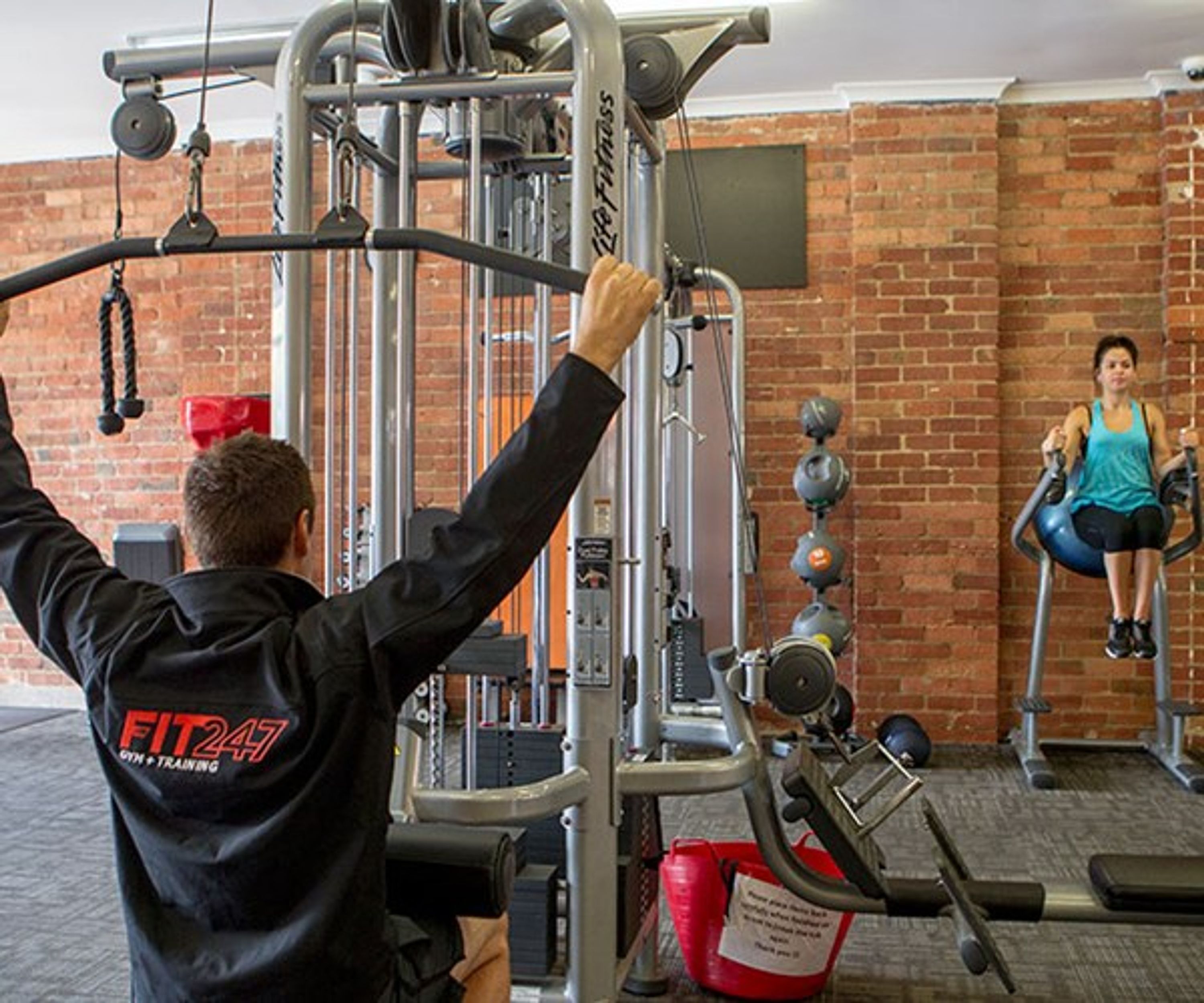 Fit247 Gym + Training