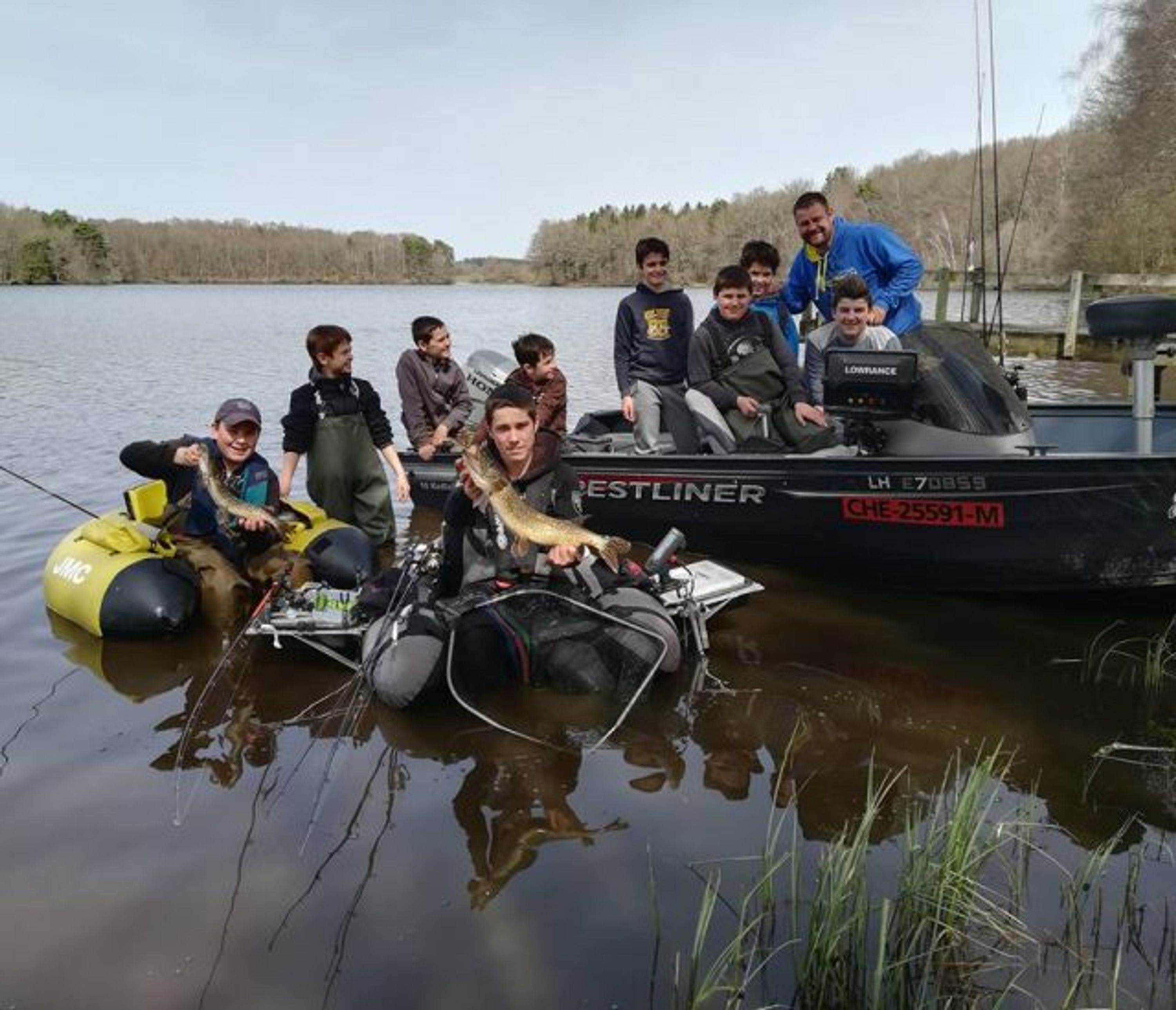 Cabanes Lacustra : Etang la Ramade