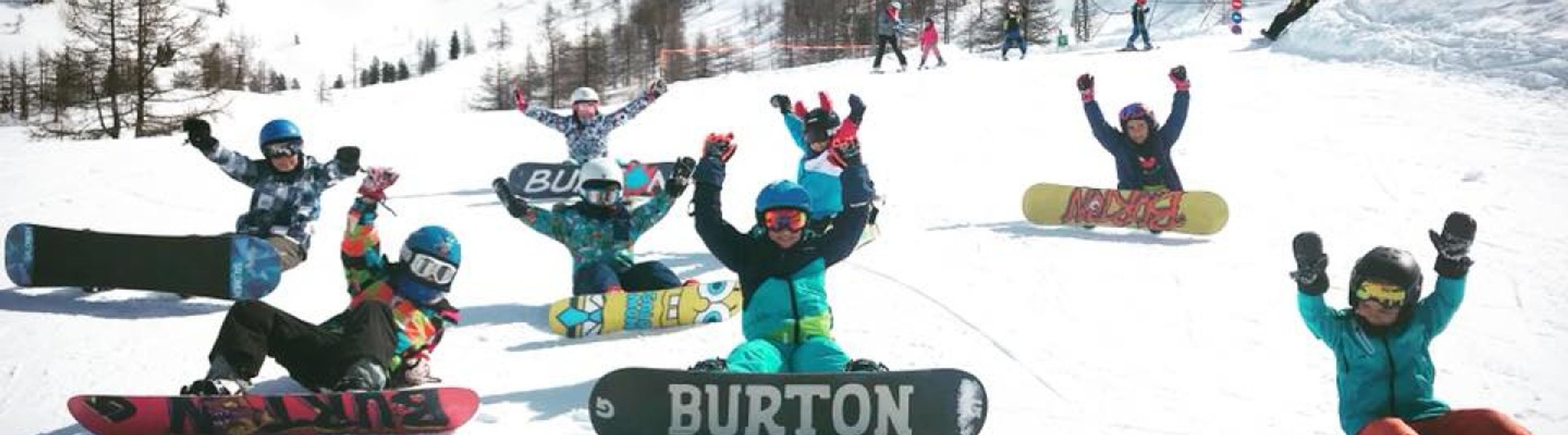 Skiing School - Esi Isola 2000
