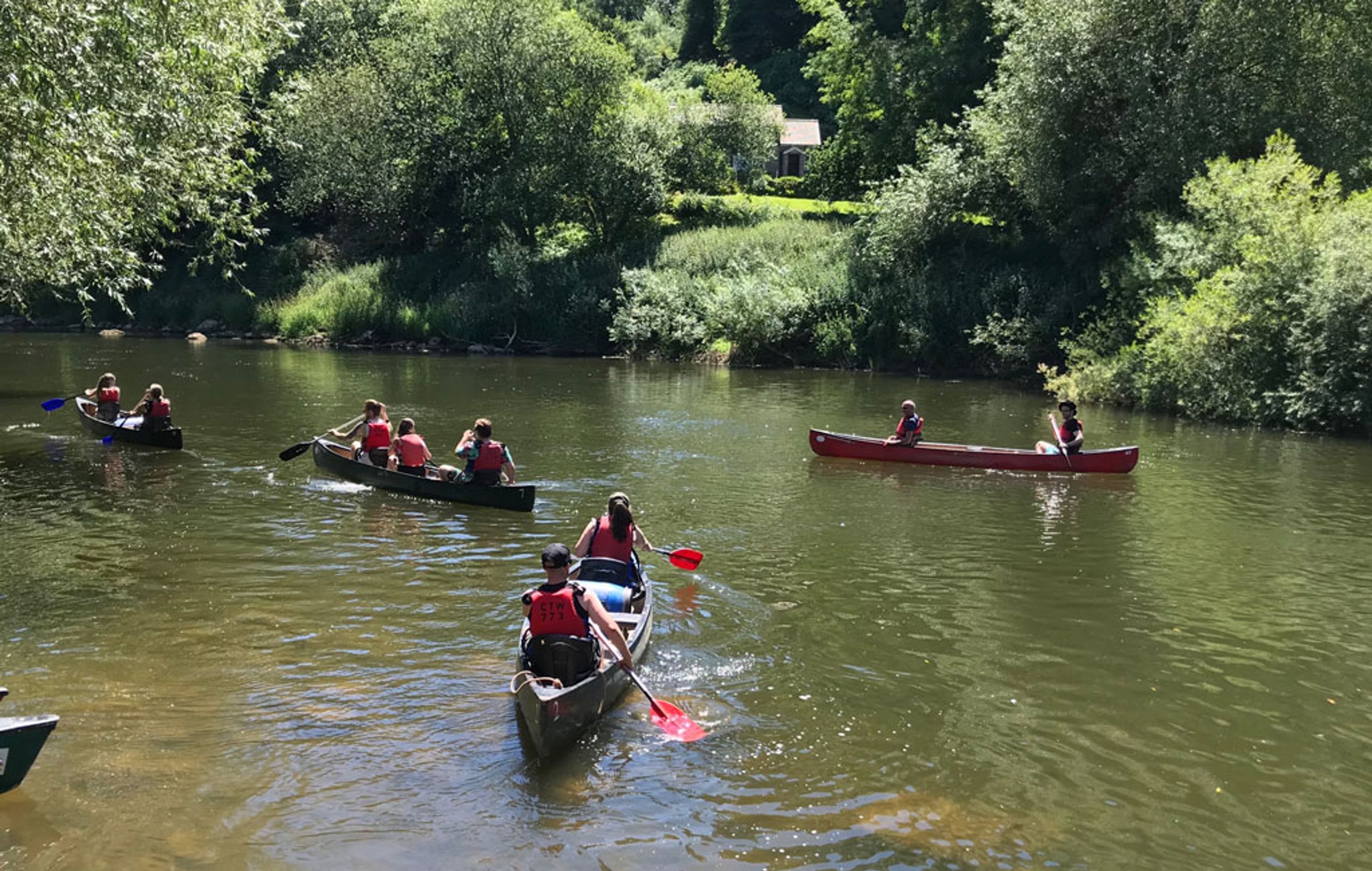 Hourly Canoe Hire for 2 People