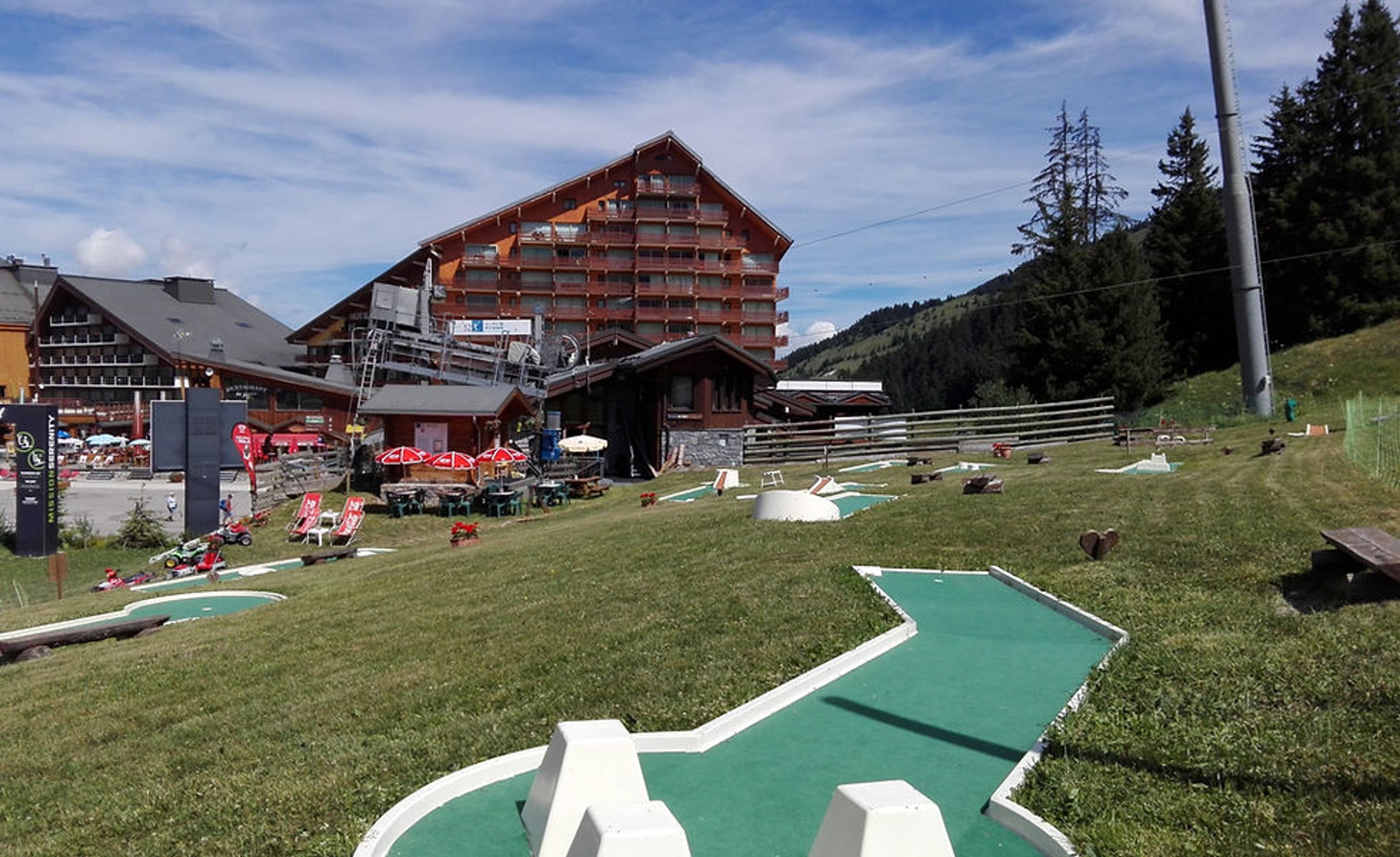 Mini golf, tennis et quad du Mottaret