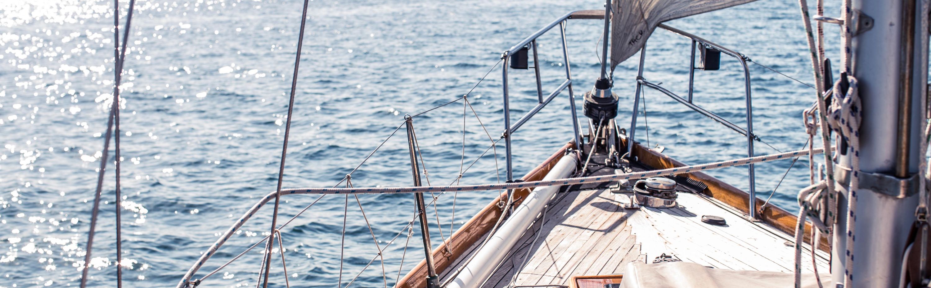 Sailing banner