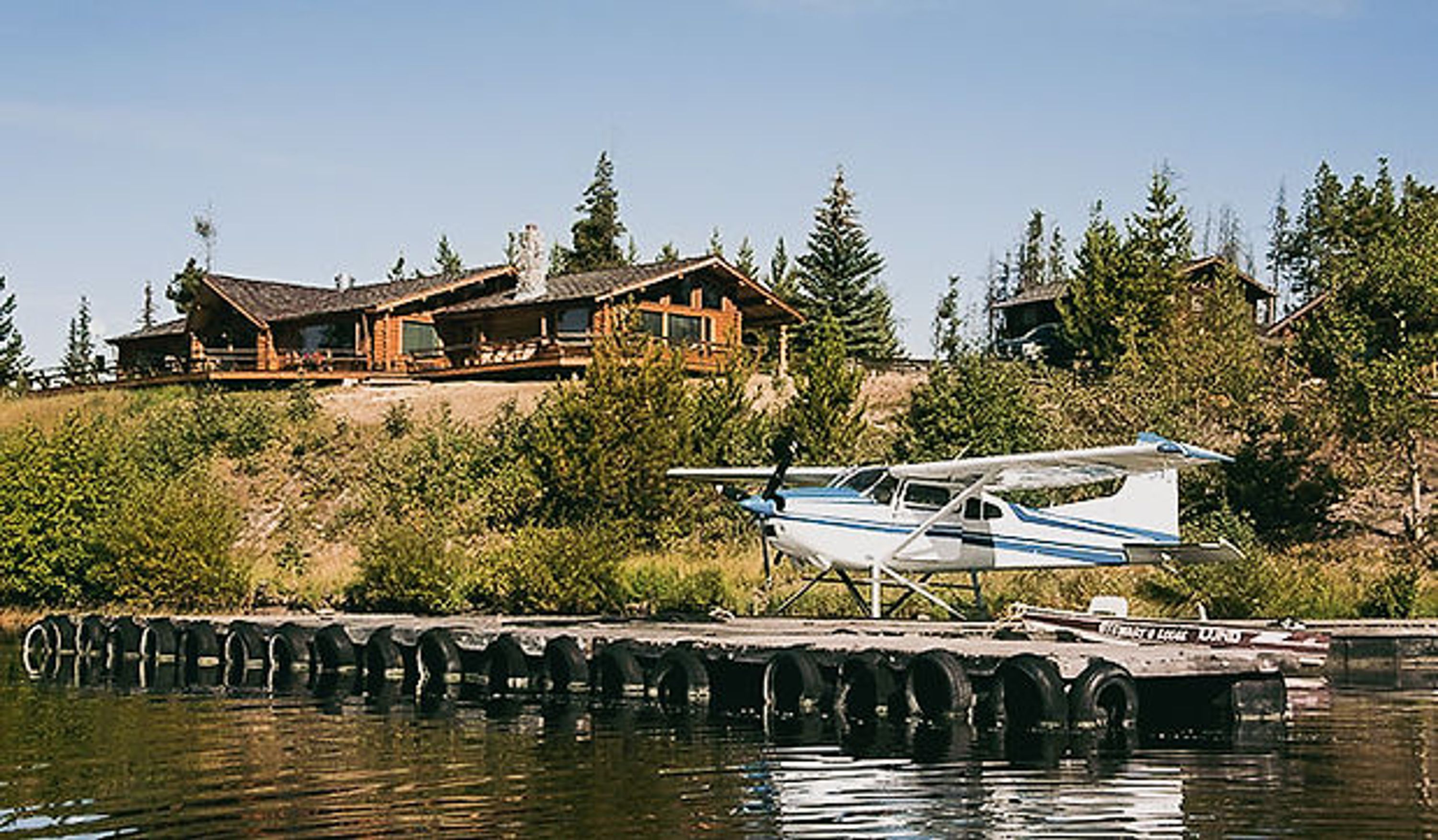 Stewart's Lodge & Camps