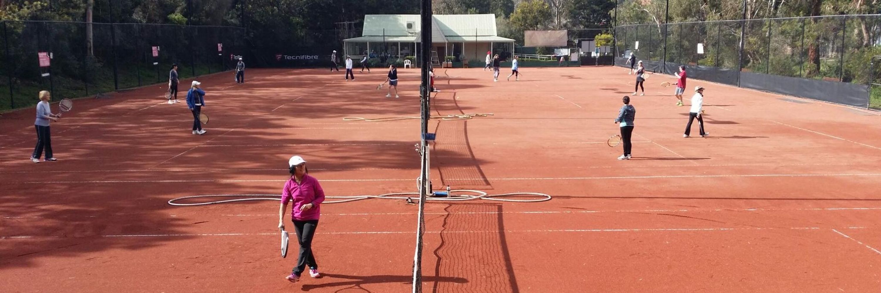 Social organised mixed doubles
