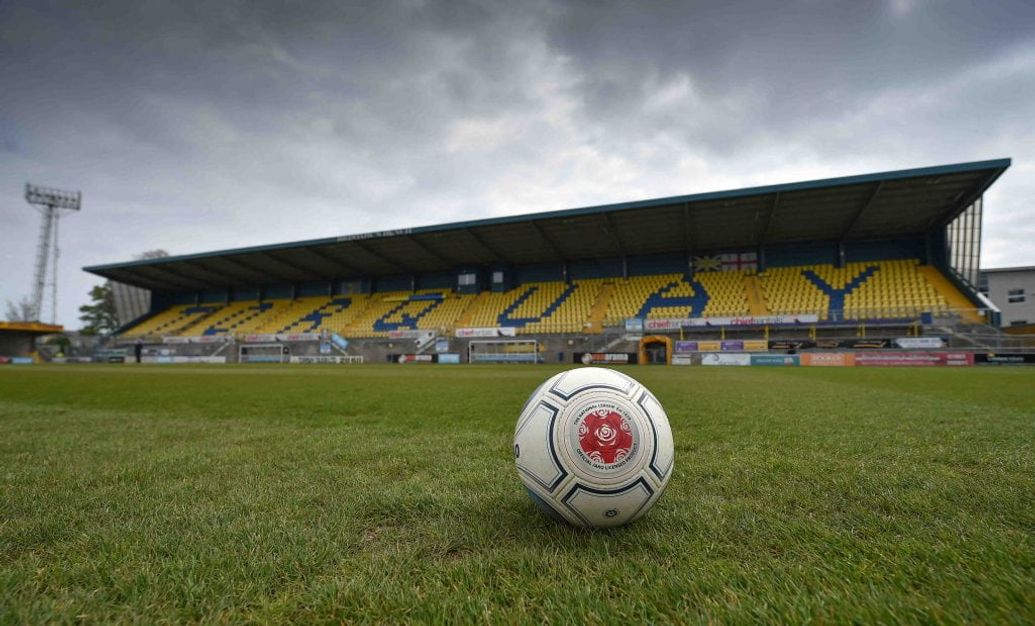 Tiverton Town Vs United