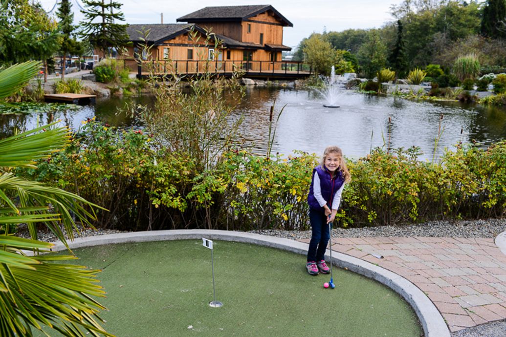 Island View Mini Golf