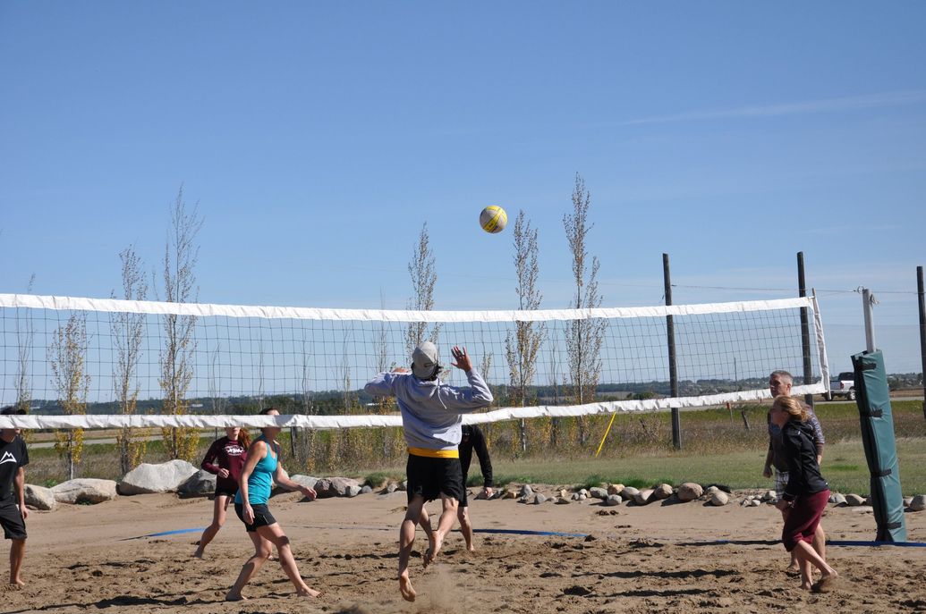 Coed 4s Thursday Night Beach Volleyball Team