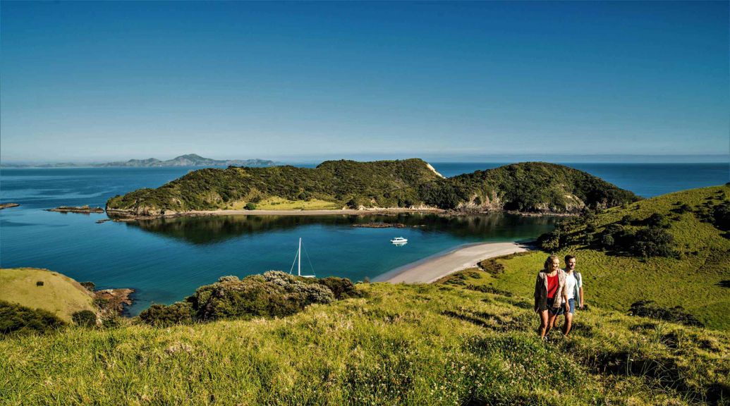 Auckland Bareboat Cruise Overnight