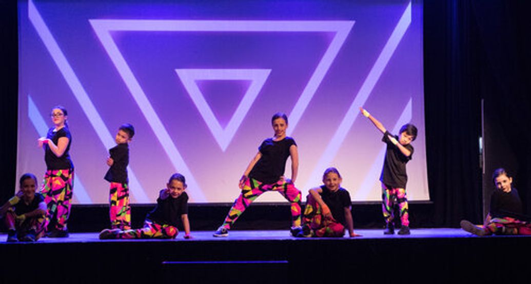 READY SET DANCE