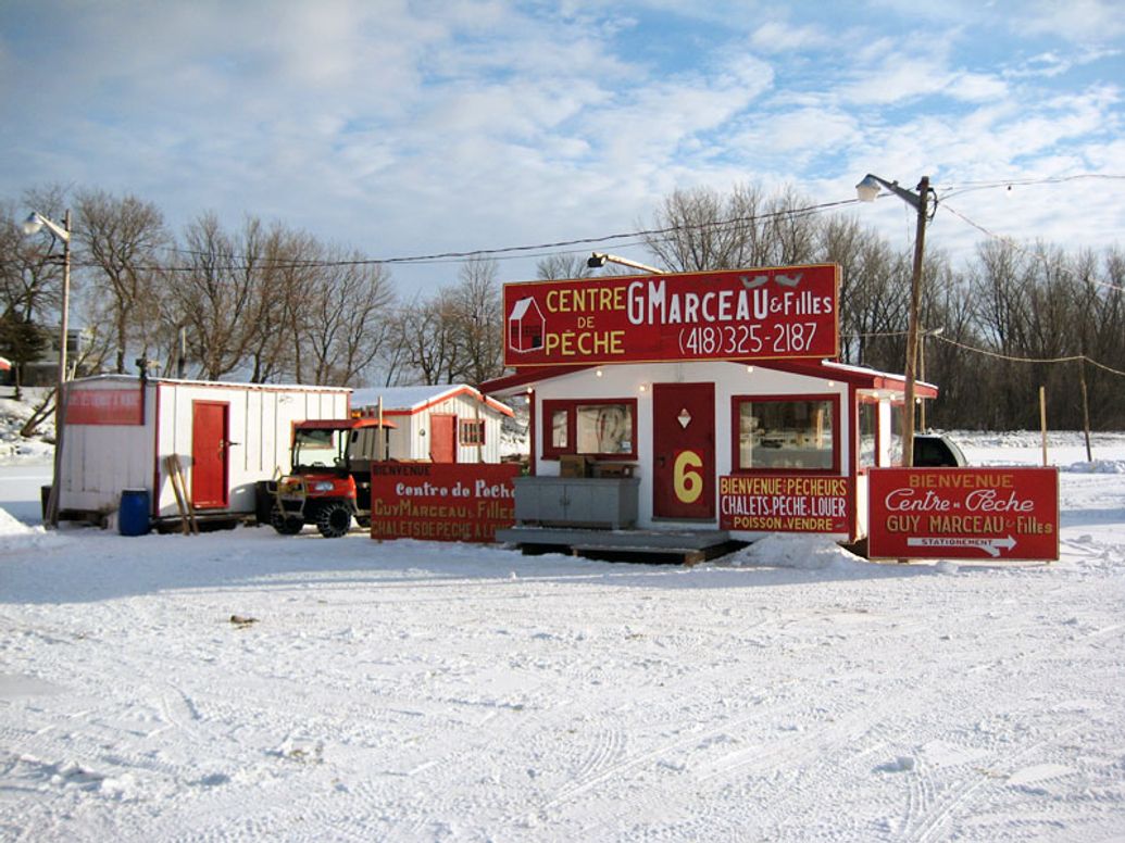 Ice Fishing Experience in Sainte-Anne-de-la-Pérade, Quebec